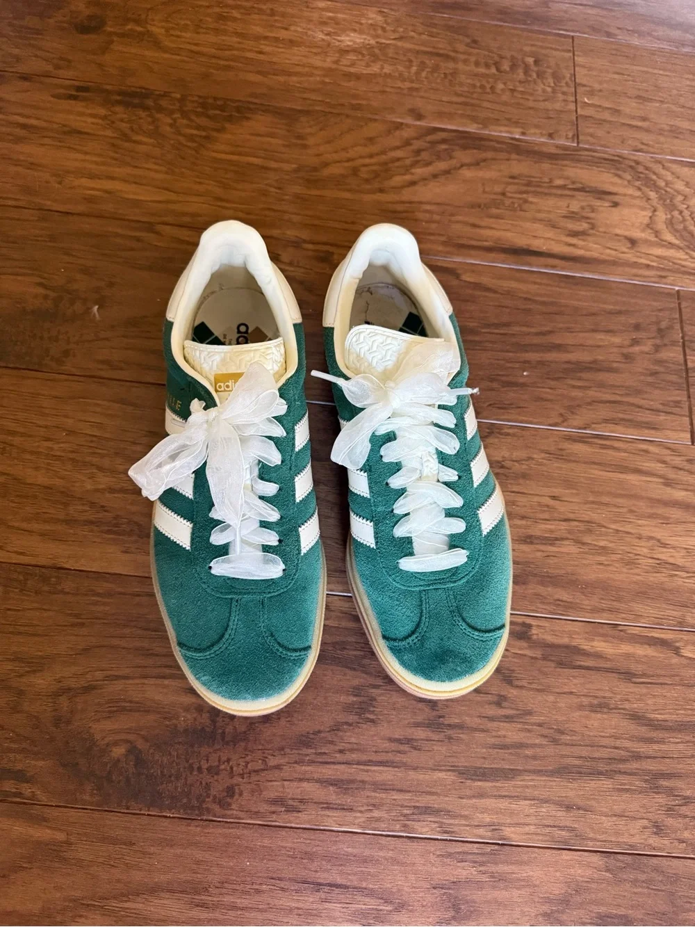 adidas Green Suede Sneakers with White Stripes and cute laces - Picture 1 of 3